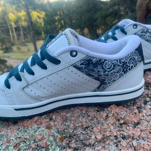 Vintage Adio Skate Shoe - Picture 13 of 15